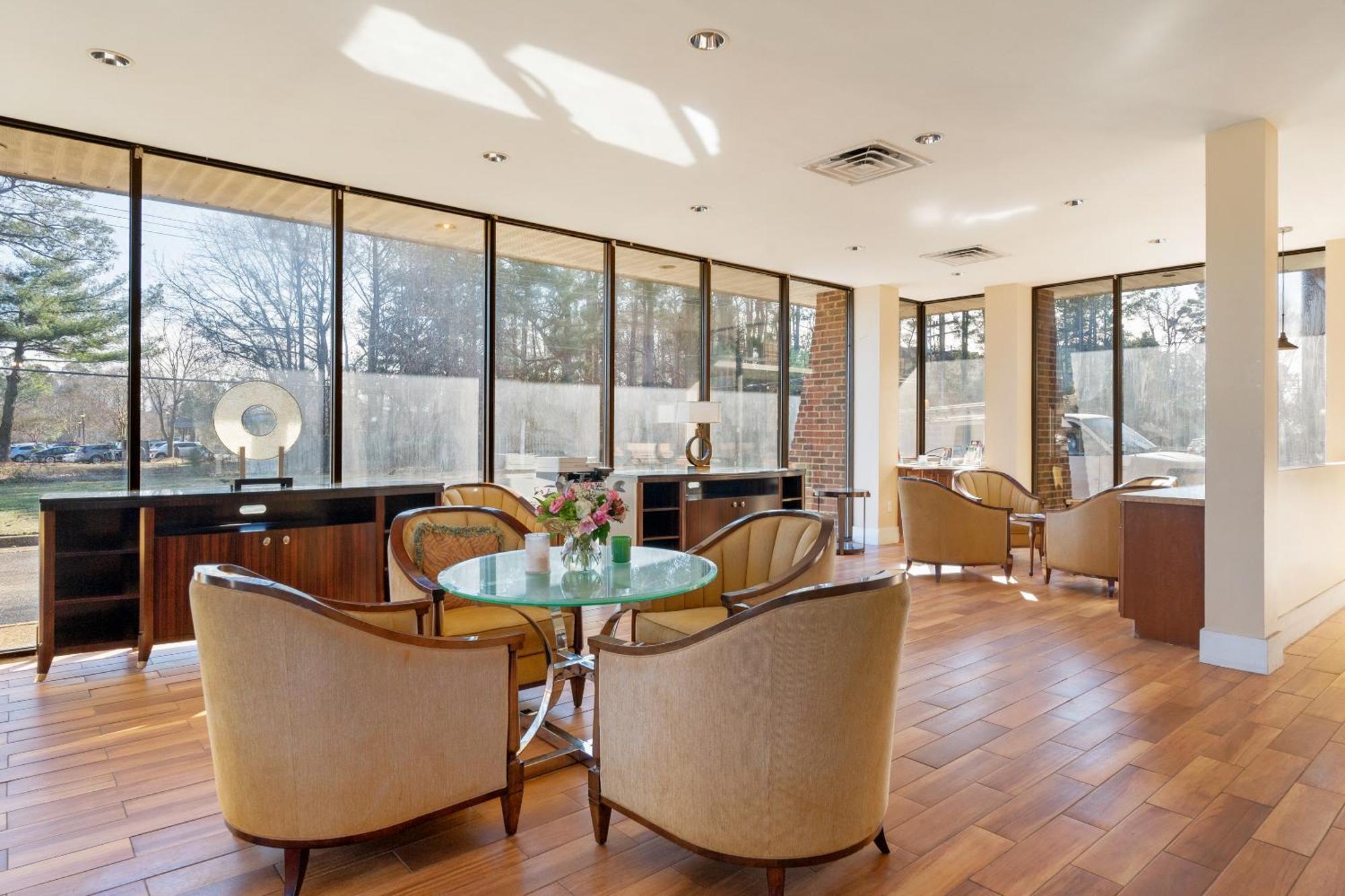 Williamsburg Suites Exteriör bild